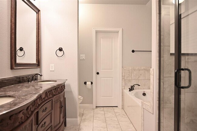 Building Photo - 504 Mistflower Springs Dr