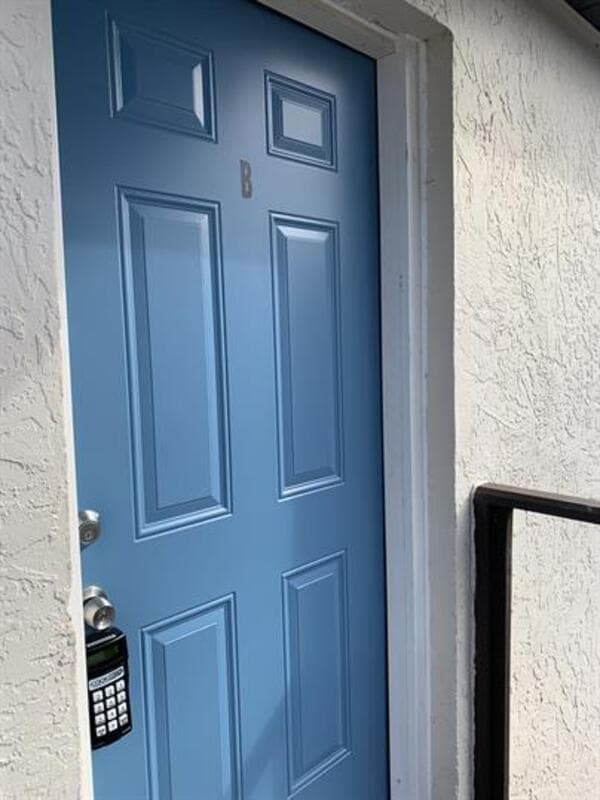 Building Photo - 4908 W Ingraham St