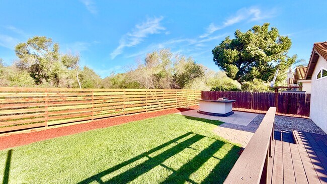 Building Photo - Wonderful Single-Story Home in the Darling Lake Rancho Viejo HOA Community of Fallbrook!