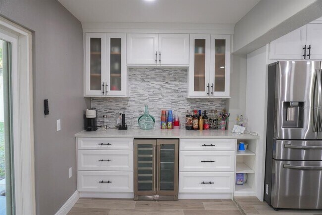 Building Photo - 293 Monte Cristo Blvd