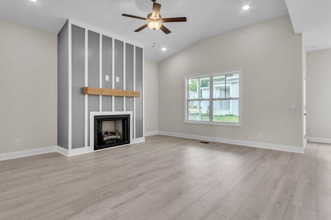 Building Photo - 1 Month Free! New Construction Ruby Floor ...