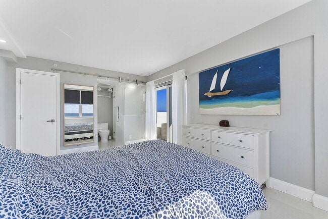 Building Photo - 4505 S Ocean Blvd