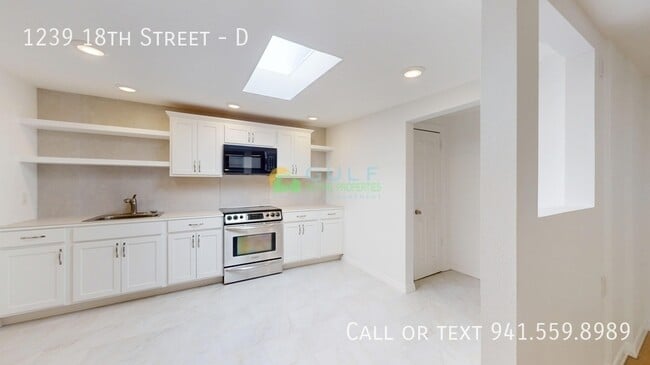 Building Photo - 1239 18th St