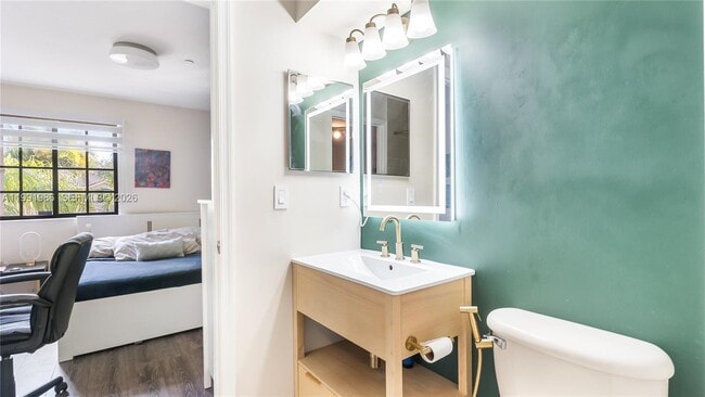 Building Photo - 3889 Tree Top Dr