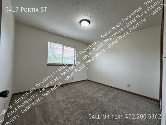 Building Photo - 3417 Portia St