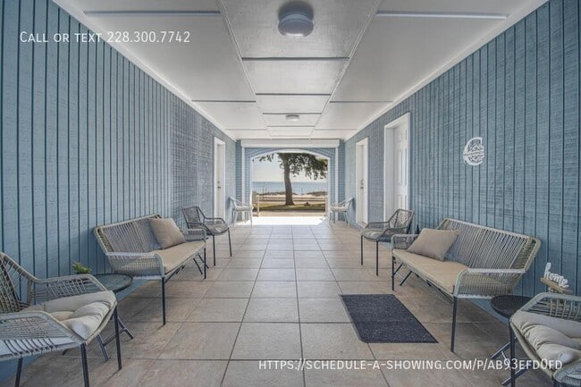 Building Photo - 1282 Beach Blvd