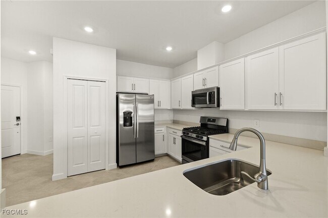 Building Photo - 14927 Anchorage Rd