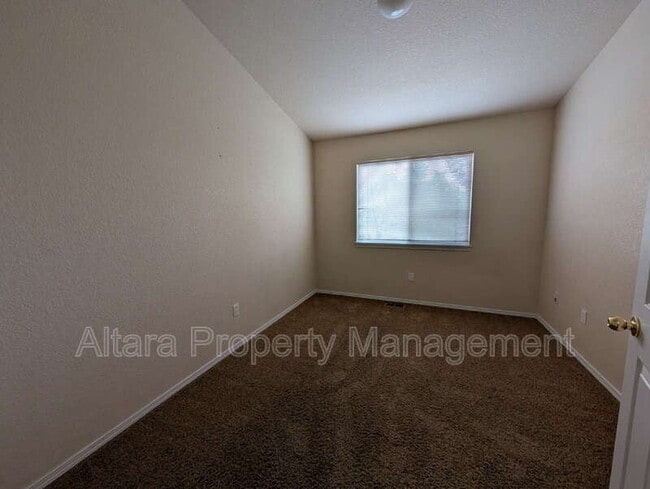 Building Photo - 4848 Iron Horse Villas Point