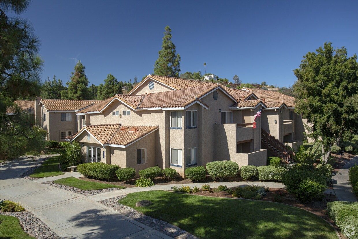 Wintercrest Village Apartments Lakeside