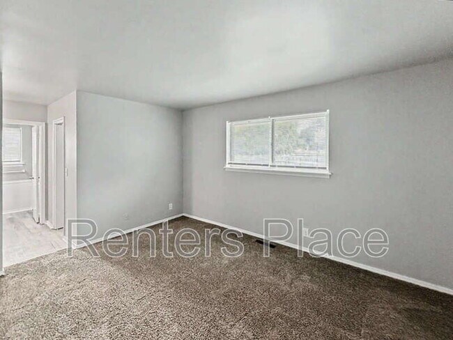 Building Photo - 5210 S 74th E Ave