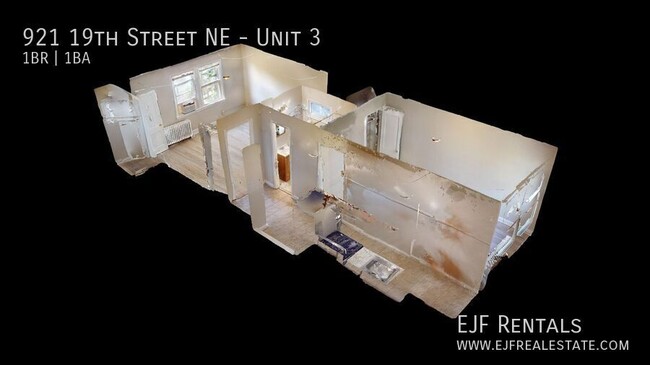 Building Photo - 921 19th St NE
