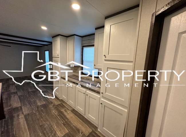 Building Photo - Brand New Home!