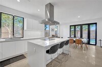 Building Photo - 3465 SW 3rd Ave