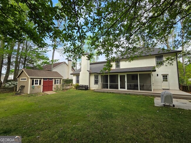 Building Photo - 215 Calgary Dr