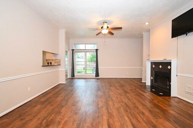Building Photo - 16302 Ash Point Ln