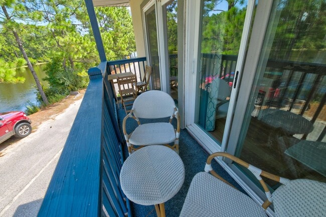 Building Photo - One of a Kind! Santa Rosa Beach Main home ...