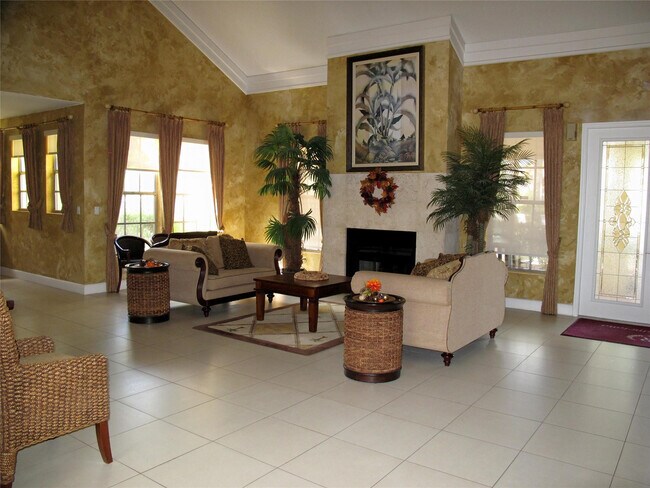 Building Photo - 1263 SW 46th Ave