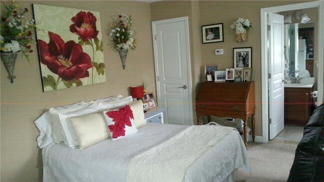 Building Photo - 9418 Glenashley Dr