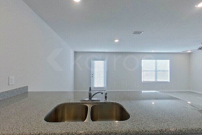Building Photo - 4781 Malay Cir