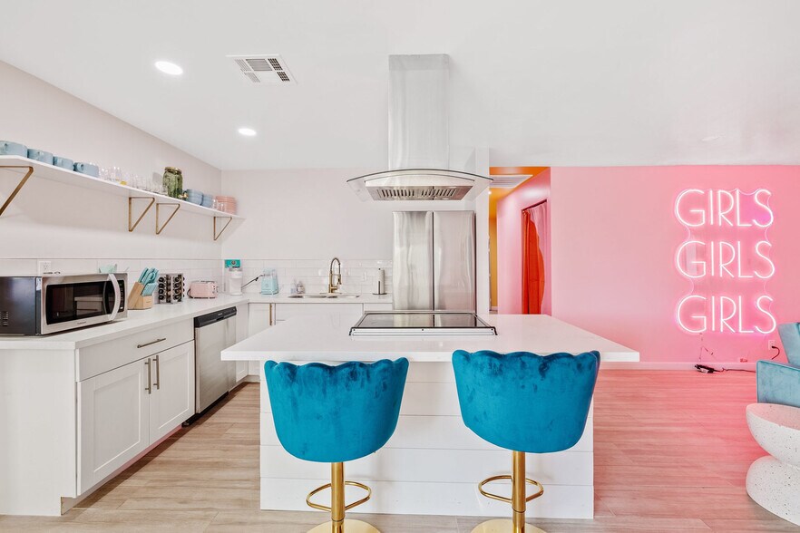 Building Photo - 7840 E Belleview St