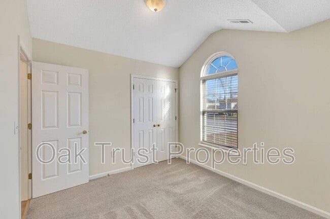 Building Photo - 5098 Westview St