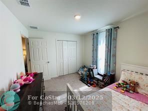 Building Photo - 787 SE 25th Dr