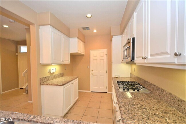 Building Photo - 4520 Calle Argolla