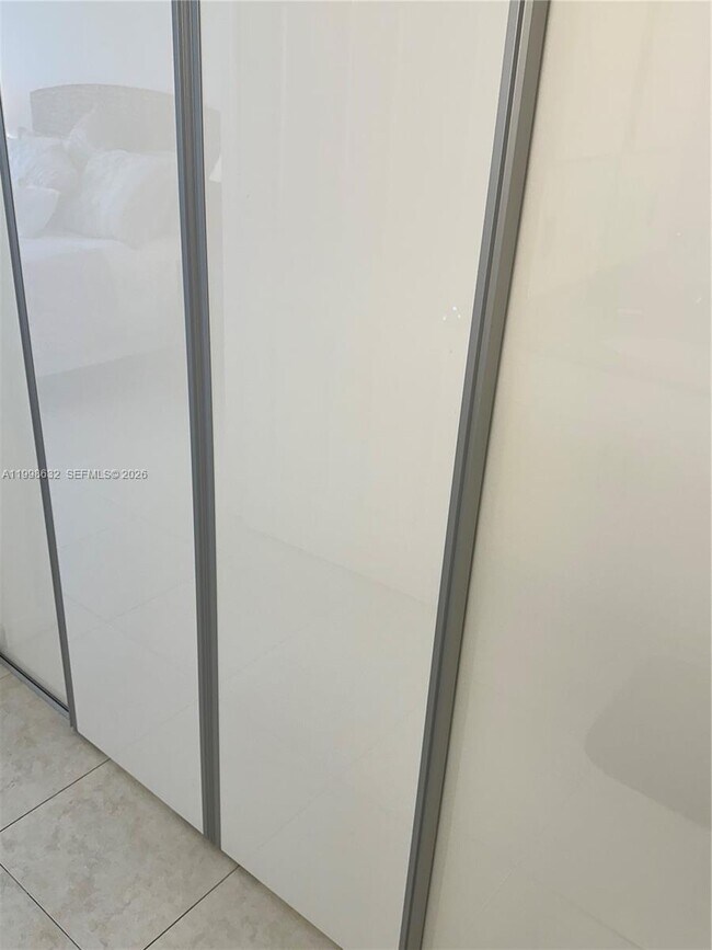 Building Photo - 3530 Mystic Pointe Dr