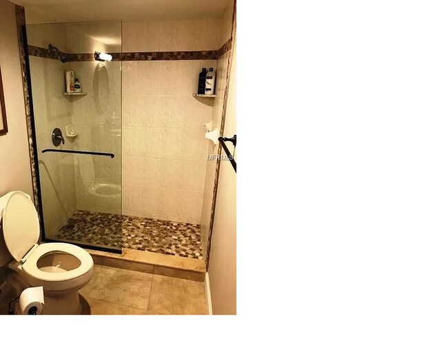 Building Photo - DOWNTOWN 15th FLOOR CONDO! 2 BEDROOM CONDO ! UPDATED! CITY VIEWS!