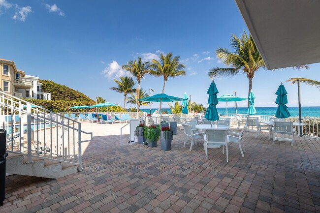 Building Photo - 4740 S Ocean Blvd