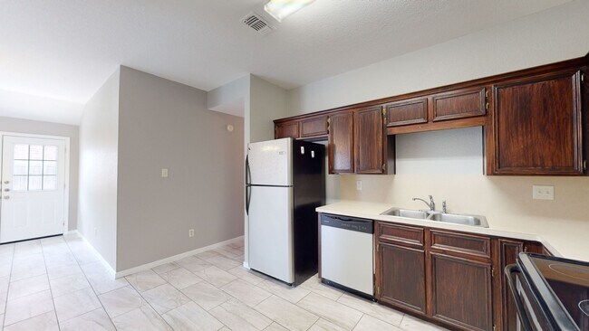 Building Photo - 3805 Littleleaf Ct