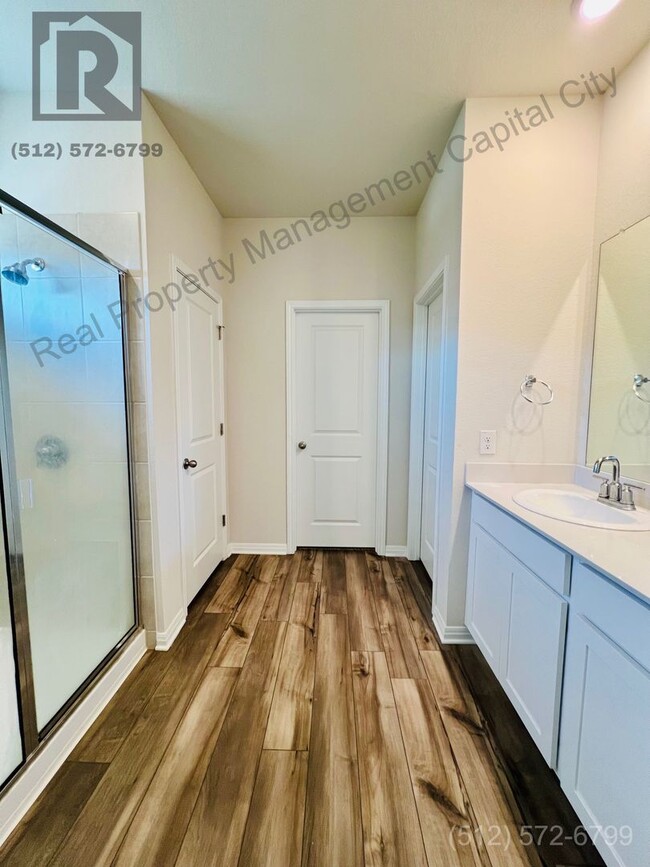 Building Photo - Beautiful 4-Bedroom New Build with Modern ...