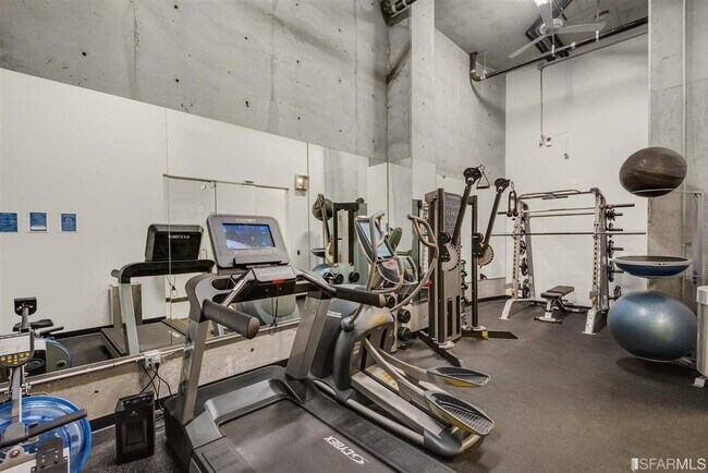 Building Photo - 45 Bartlett St