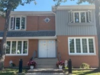 Building Photo - 544 LaGrange Rd