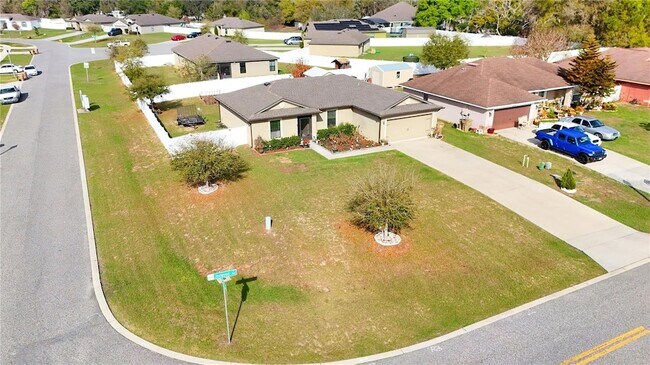 Building Photo - 35901 Joewood Ave