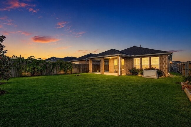 Building Photo - 5350 Lantana River Ln