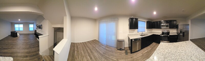 Building Photo - 99 Manilla Cir