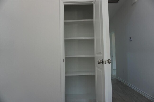 Building Photo - 9765 Black Gum