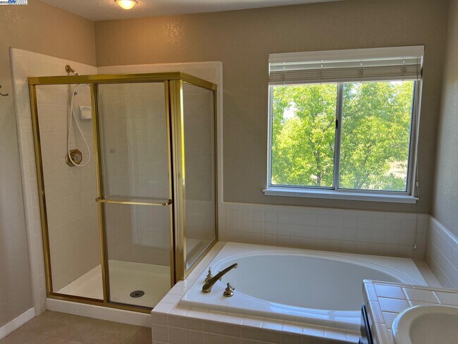 Building Photo - 4173 Garibaldi Pl
