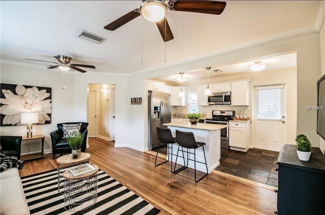Building Photo - 2137 11th St N