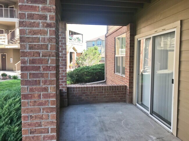 Building Photo - No Maintenance Lifestyle!