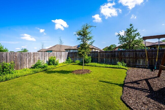 Building Photo - Stylish Corner Homesite on a Quiet Cul-de-...