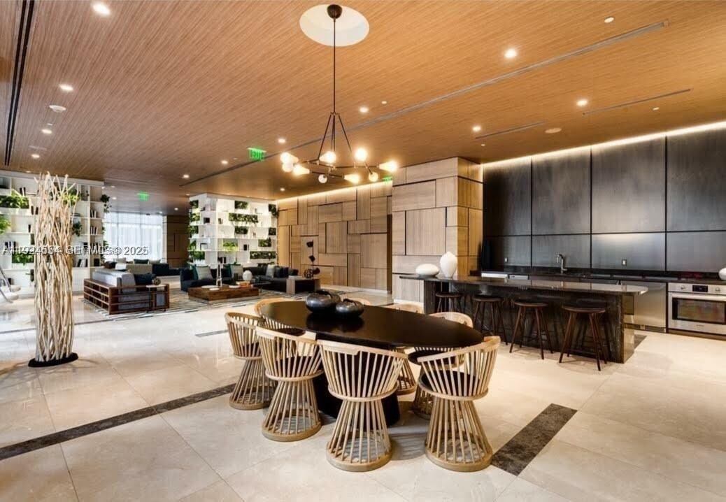 Building Photo - 55 SW 9th St