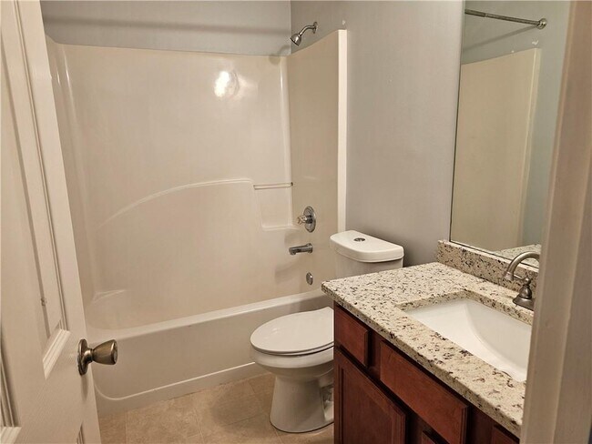 Building Photo - 1552 Viero Dr