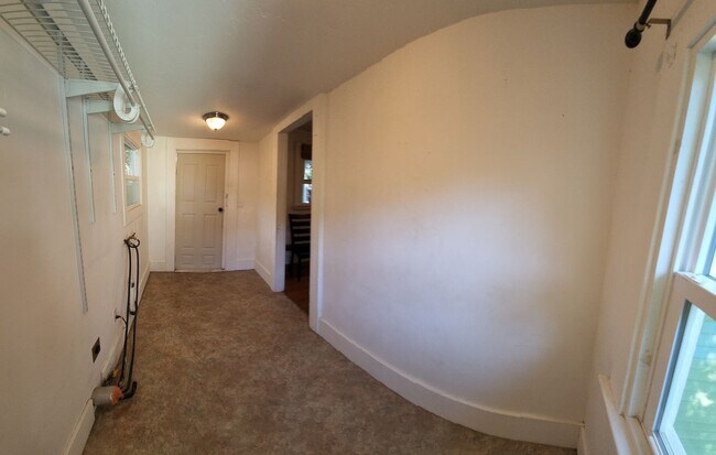 Building Photo - Jeffrey and Foothill Properties