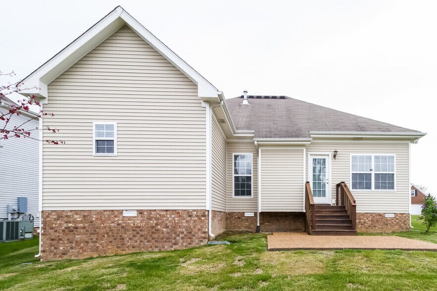 Building Photo - 6033 Lori Anne Dr