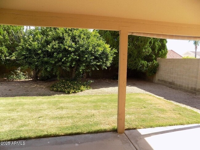 Building Photo - 9081 E Aster Dr