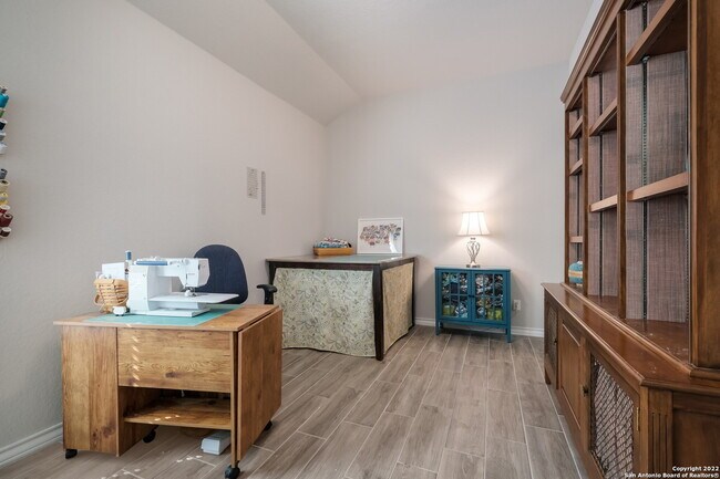 Building Photo - 1525 Cawdon Park