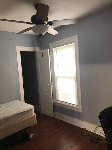 Building Photo - 309 Columbus Ave