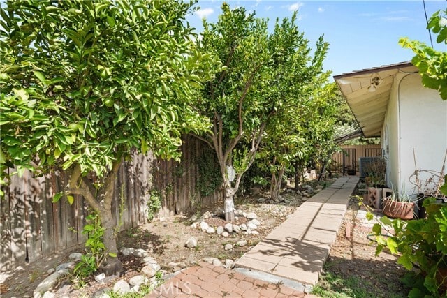 Building Photo - 702 Scripps Dr
